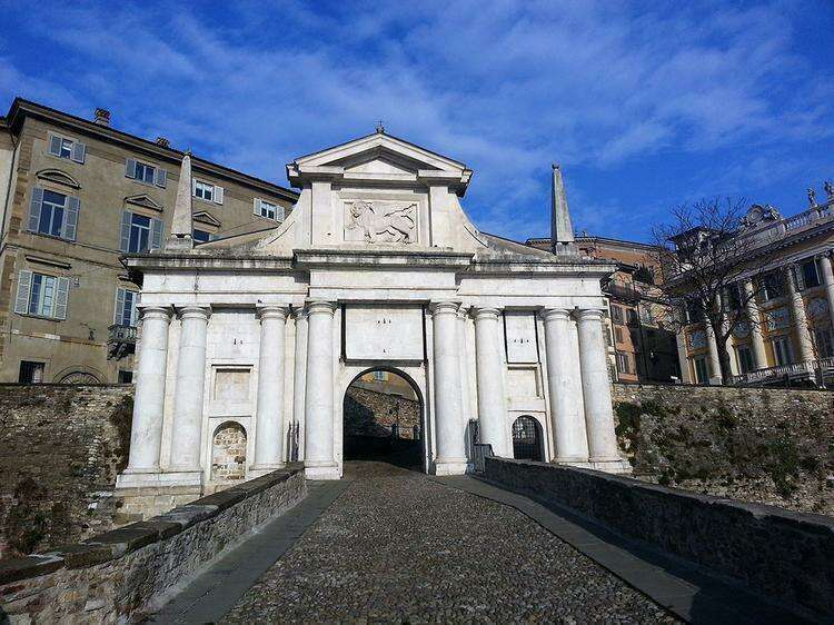 Городские ворота Бергамо