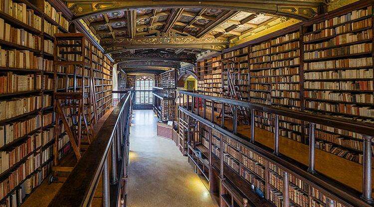 Бодлианская библиотека (Bodleian Library)
